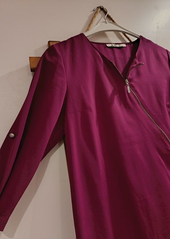 Mürdüm Rengi V Yaka Fermuarlı Şık Bluz - Görsel 3