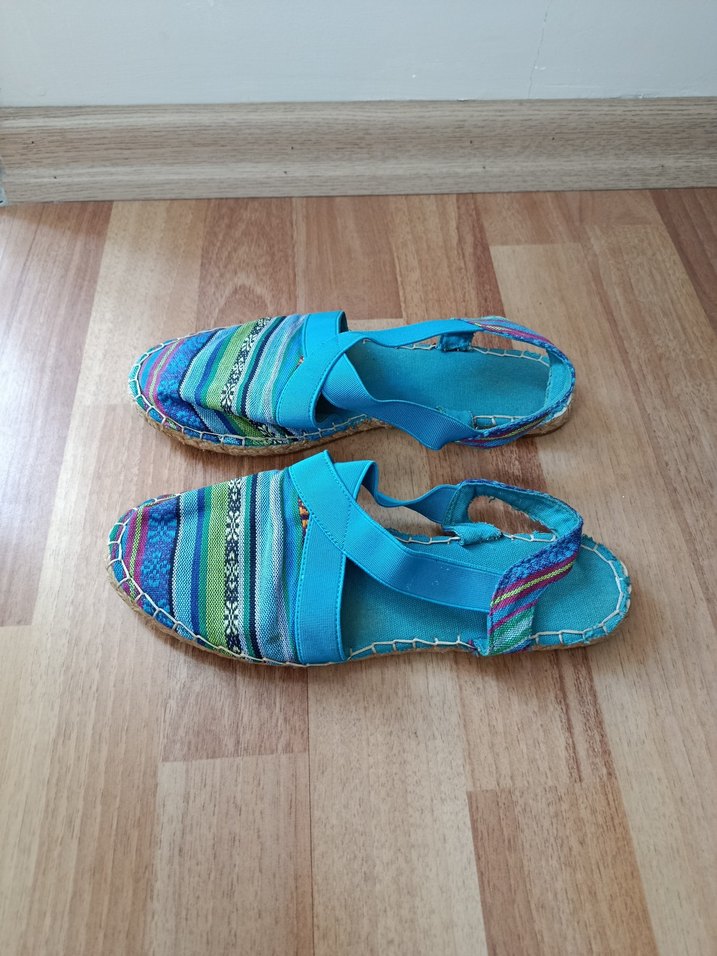 Renkli Desenli Rahat Bayan Sandalet - Görsel 2