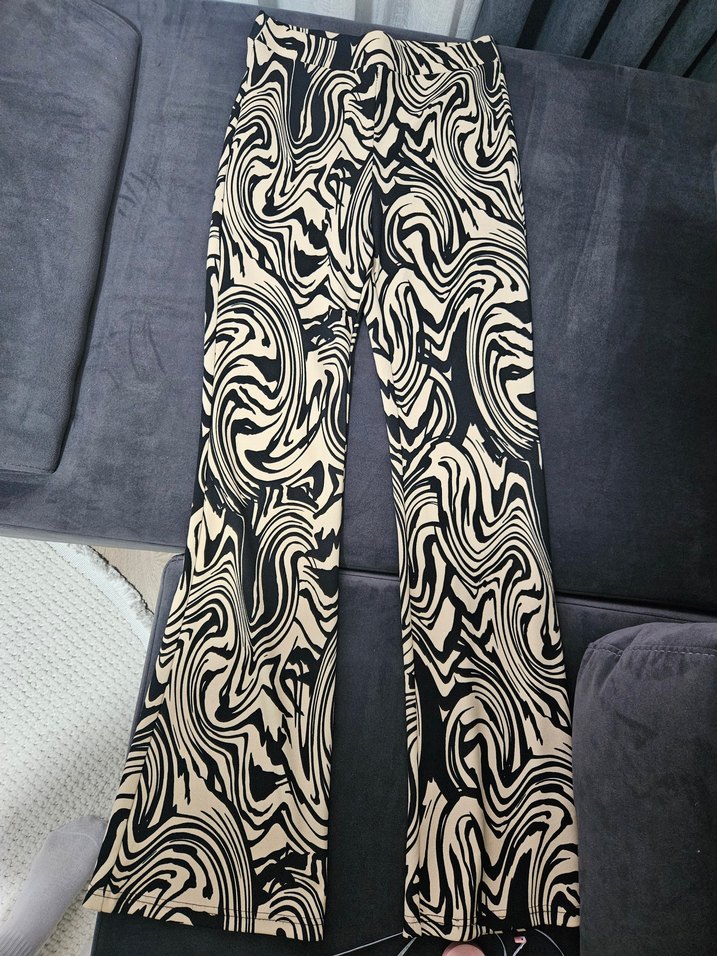 Zebra Desenli Kadın İspanyol Paça Pantolon - Görsel 2