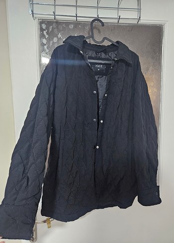 Lcw Siyah Kapitone Ceket - Görsel 3