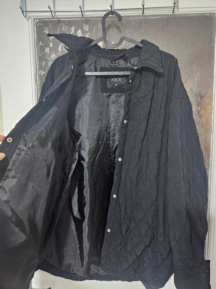 Lcw Siyah Kapitone Ceket - Görsel 2