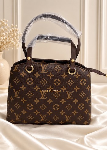 Louis Vuitton Monogramli Sik El Cantasi