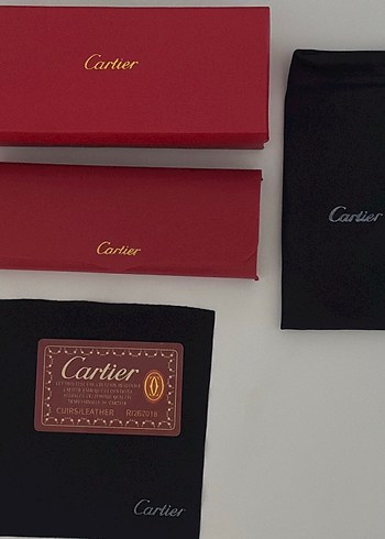 Cartier Kirmizi Kutu Ve Siyah Kumas Seti