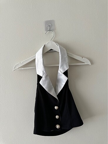 Sheinside Şık halter yaka top