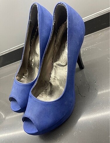 Topuklu ayakkabı - Görsel 2