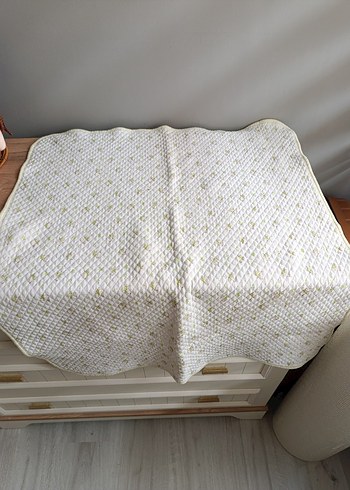 Beyaz Nakışlı Çocuk Battaniyesi - Görsel 2