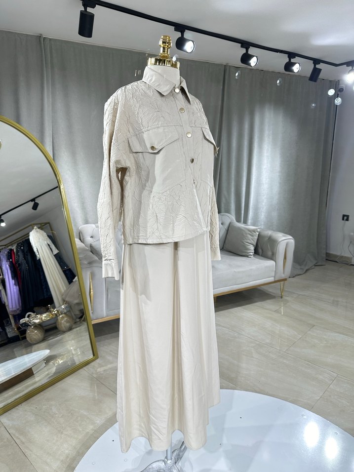 Drapeli Beyaz Kadın Ceket - Görsel 4