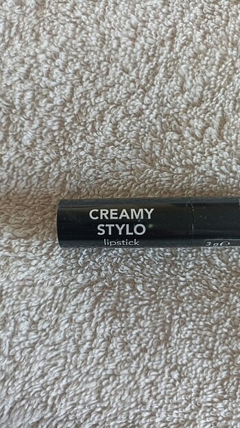  Beden FLORMAR CREAMY STYLO LİPSTİCK 009 GRAPE