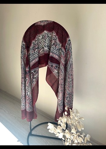 Bordo etnik desen şal