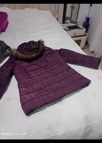 LC WAKIKI Mor Kürklü Kadın Kışlık Mont - Görsel 4