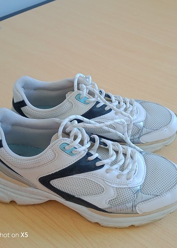 Bershka Beyaz Bağcıklı Kadın Spor Ayakkabı - Görsel 5