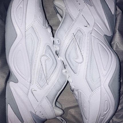 Orijinal nike m2k modeli ayakkabı