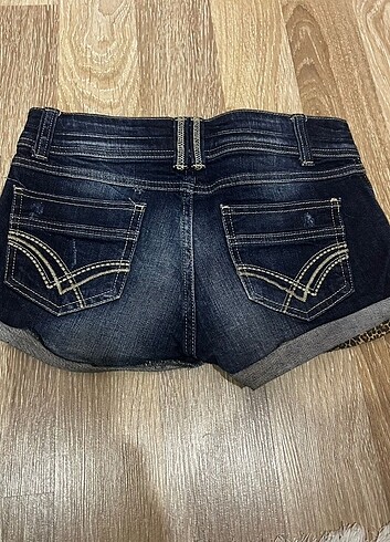 xs Beden leopar detaylı şort 