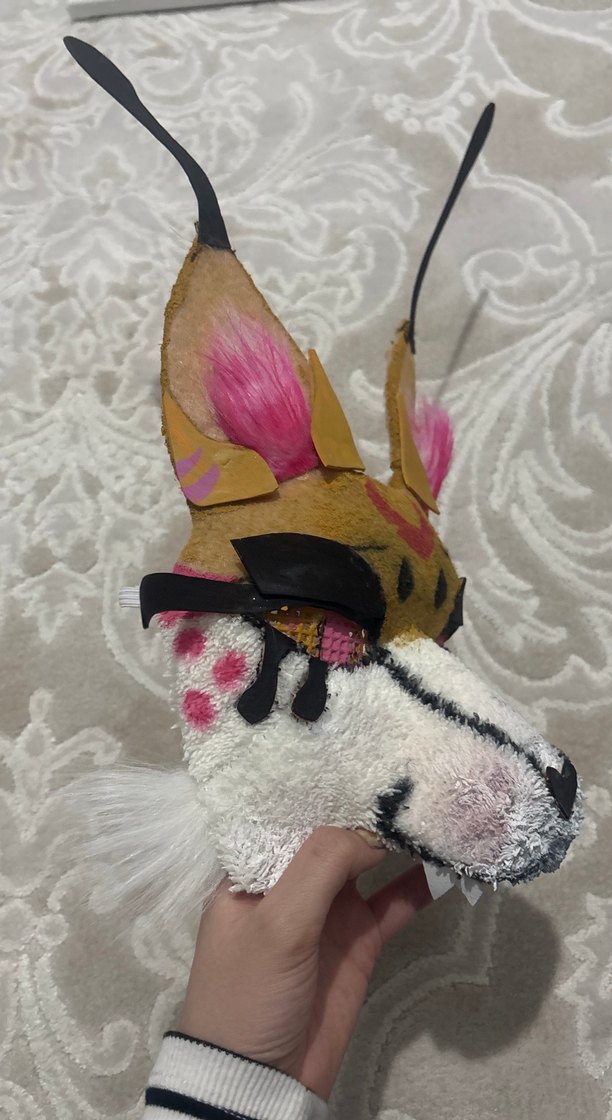 Helluva boss queen bee beelzebub therian maske - Görsel 3