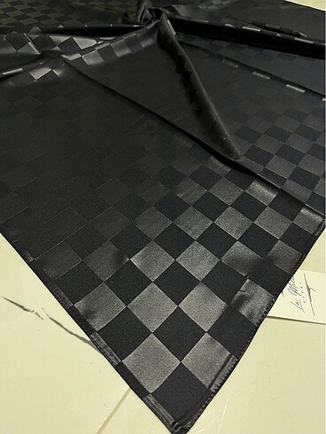 Twill eşarp