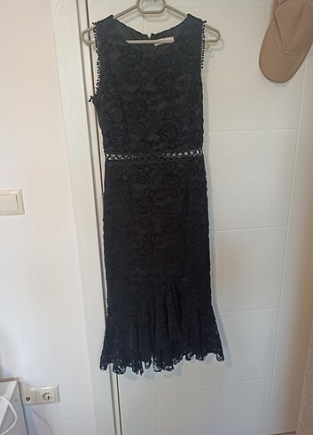 Siyah Etkileyici Elbise - Görsel 3