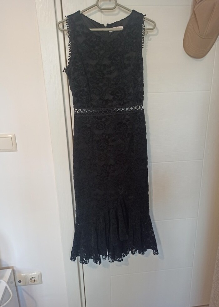 Siyah Etkileyici Elbise - Görsel 3