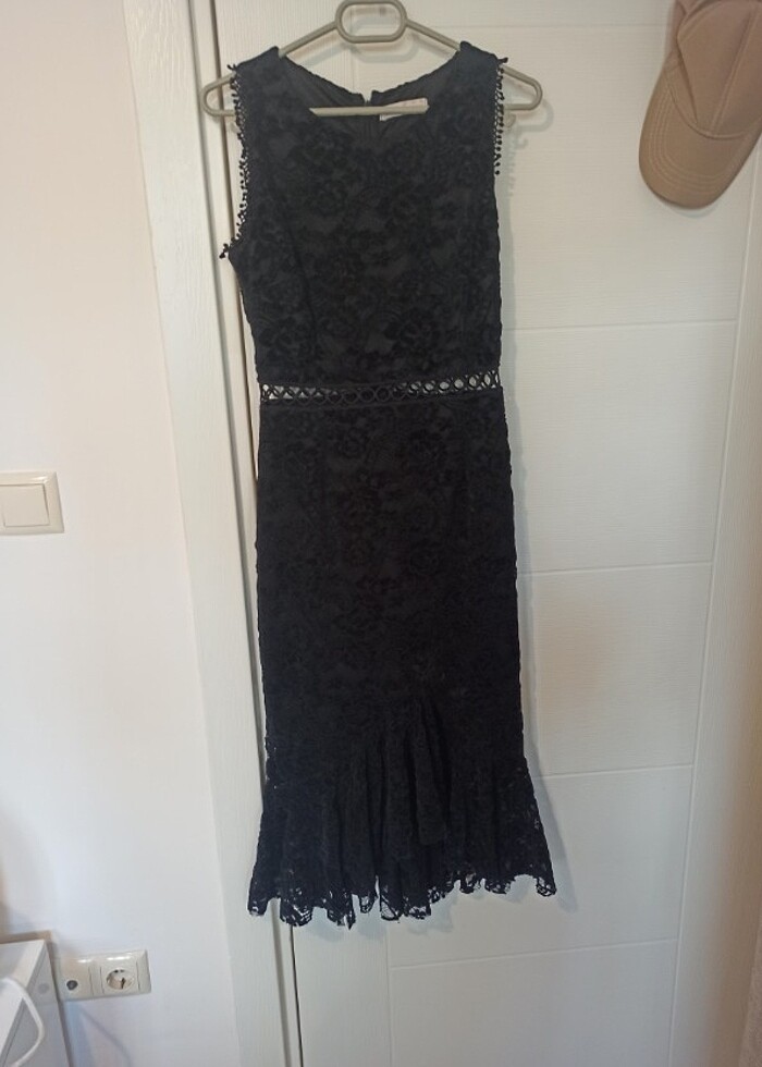 Siyah Etkileyici Elbise - Görsel 4