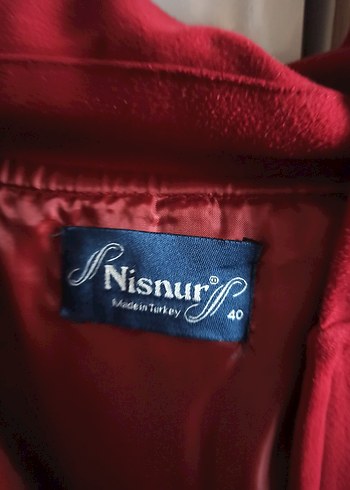 Kırmızı Kapüşonlu Kadın Kaban - Görsel 4