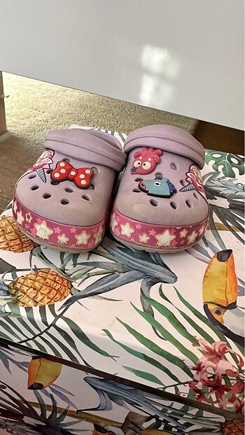 24 Beden Crocs terlik