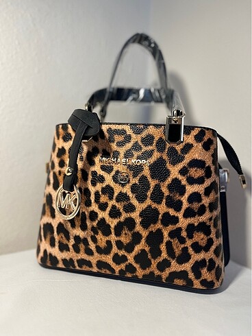 Mıchael Kors Leopar Çanta
