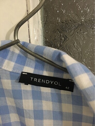 Trendyol & Milla Ekoseli gömlek
