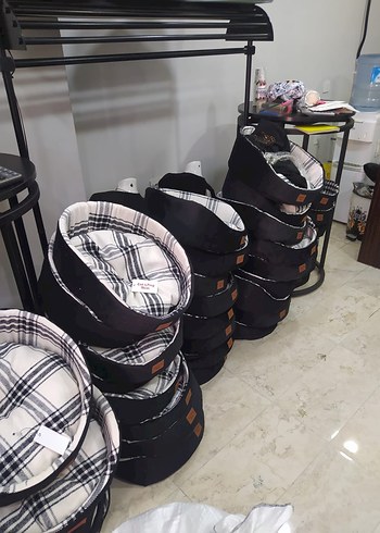 Kahverengi ve Desenli Kedi Yatağı - Görsel 2