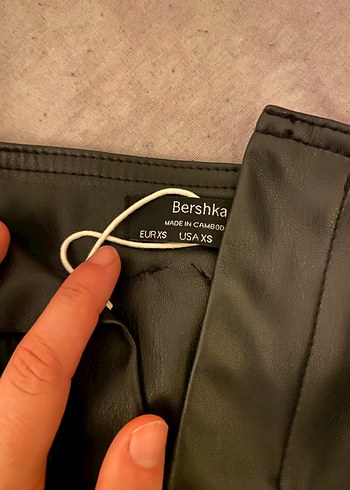 xs Beden Deri Kemerli Siyah Mini Etek
