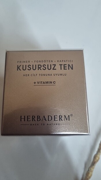 Premier fondöten kapatıcı
