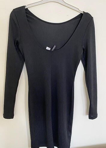 H&M Siyah simli elbise