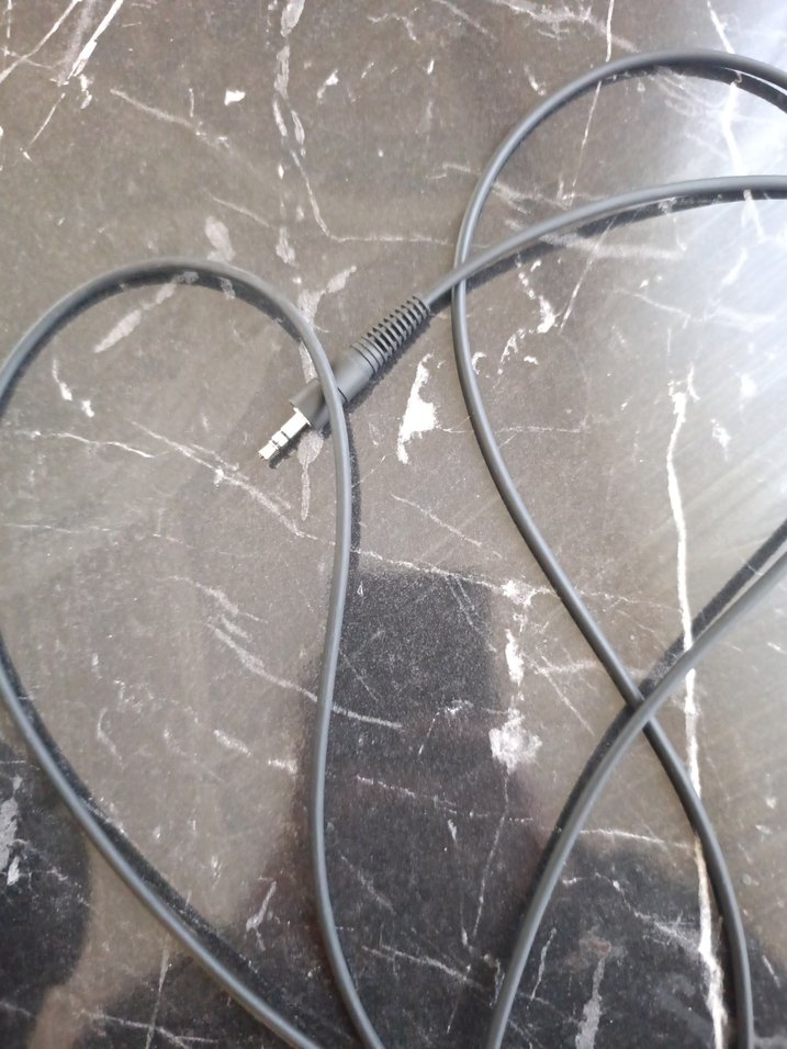 Akg K52 kulaküstü Stüdyo Kulaklık - Görsel 4