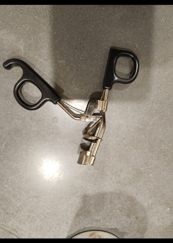 Kirpik kıvırici - Görsel 3