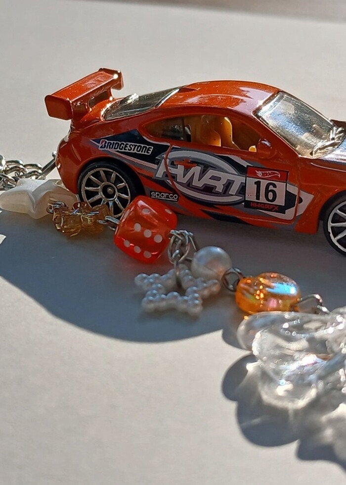 Toyota GR86 Cup Hot Wheels Anahtarlık - Görsel 3