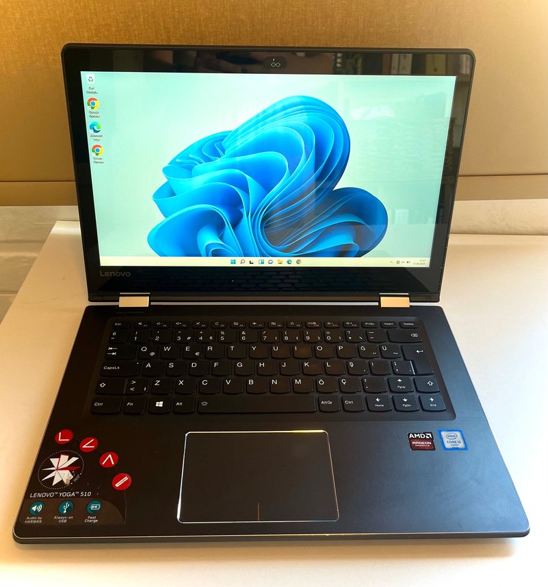 LENOVO YOGA LAPTOP + TABLET - Görsel 2