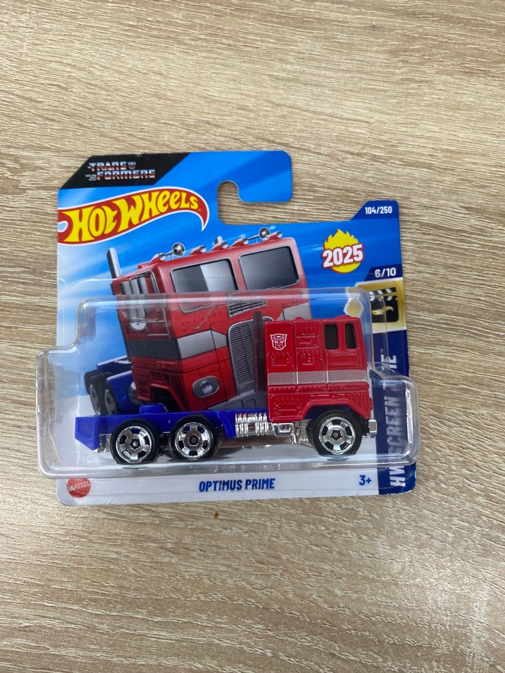 Çeşitli Renklerde Mini Oyuncak Arabalar - Görsel 2