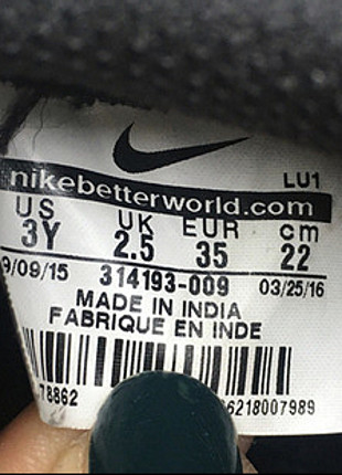 35 Beden Nike spor ayakkabı