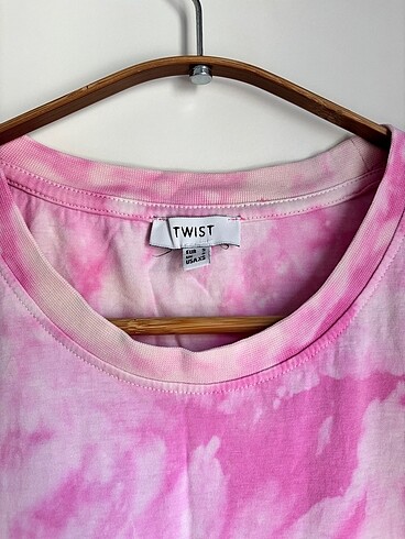 s Beden Twist Pembe Kolsuz Oversize Tişört