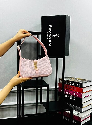YSL çanta