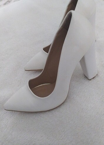 Diğer Beyaz topuklu ayakkabı 