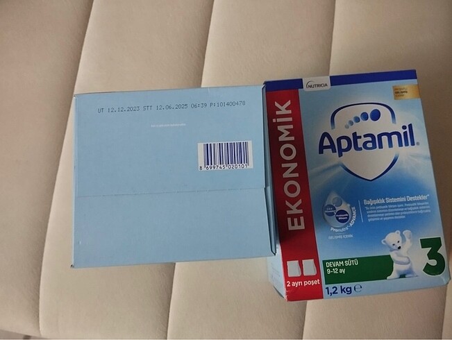  Beden Aptamil 3 devam sütü