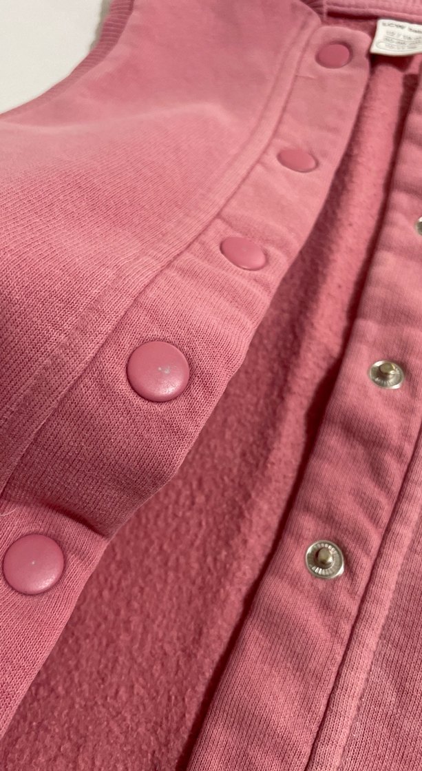 Düğmeli Pembe Kız Çocuk Yeleği - Görsel 3