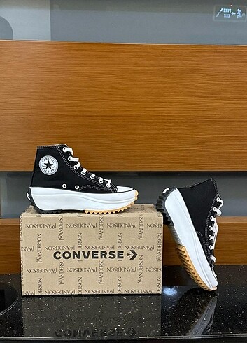 37 Beden Converse Wanderson Run Star 