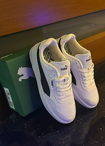 43 Beden beyaz Renk Puma Court erkek spor ayakkabı