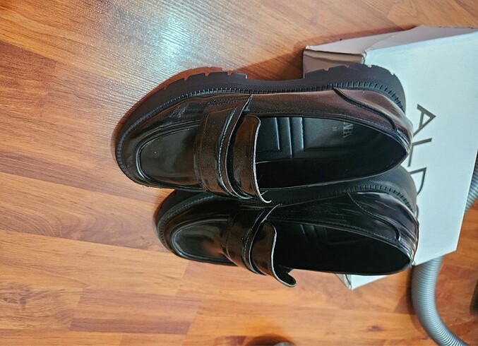 Zara Zara oxford loafer