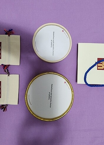 universal Beden ten rengi Renk 2 adet Juju Mood hediye kutusu ve kılıfı