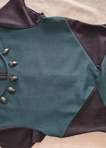 Boncuk Detaylı yeşil siyah elbise - Görsel 14