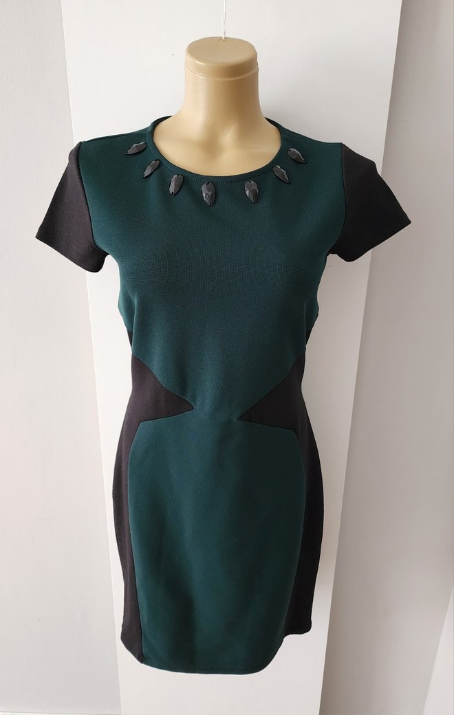 Boncuk Detaylı yeşil siyah elbise - Görsel 5