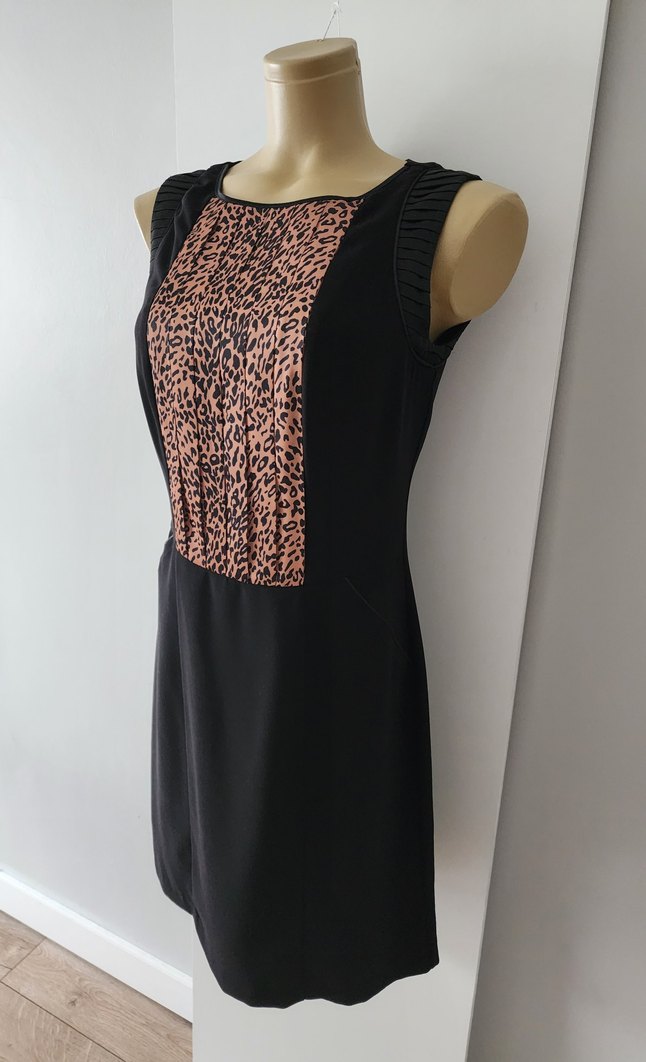 Leopar desenli siyah krep kolsuz elbise - Görsel 2