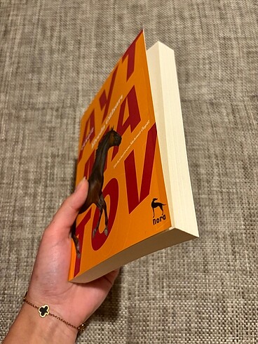  Elveda Gülsarı / Cengiz Aytmatov