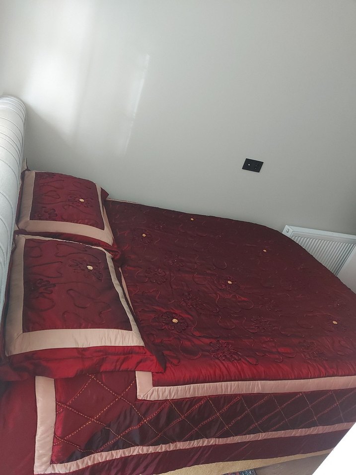 Bordo Nakışlı Yatak Örtüsü,Çift kişilik. - Görsel 2